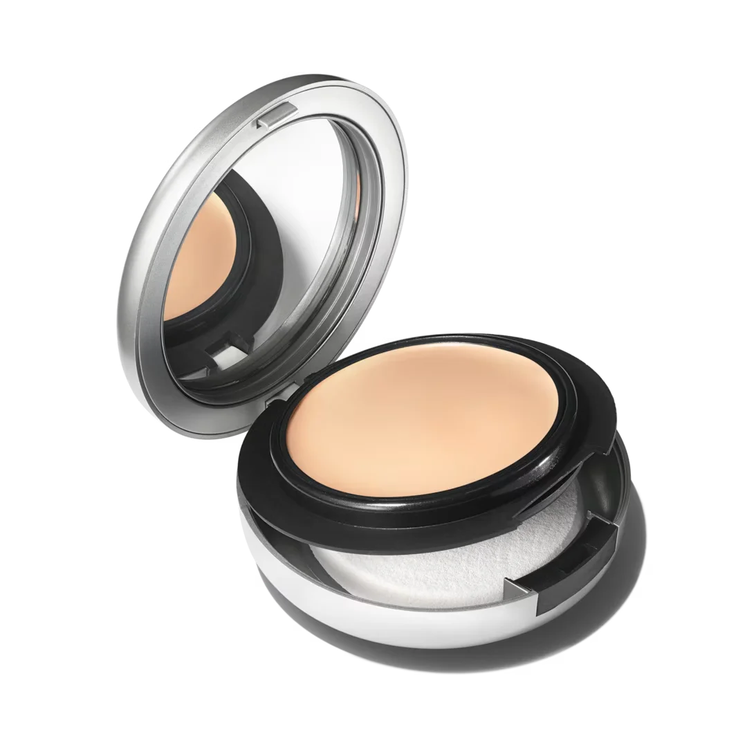 Studio Fix Tech Cream-To-Powder FoundationStudio Fix Tech Cream-To-Powder Foundation